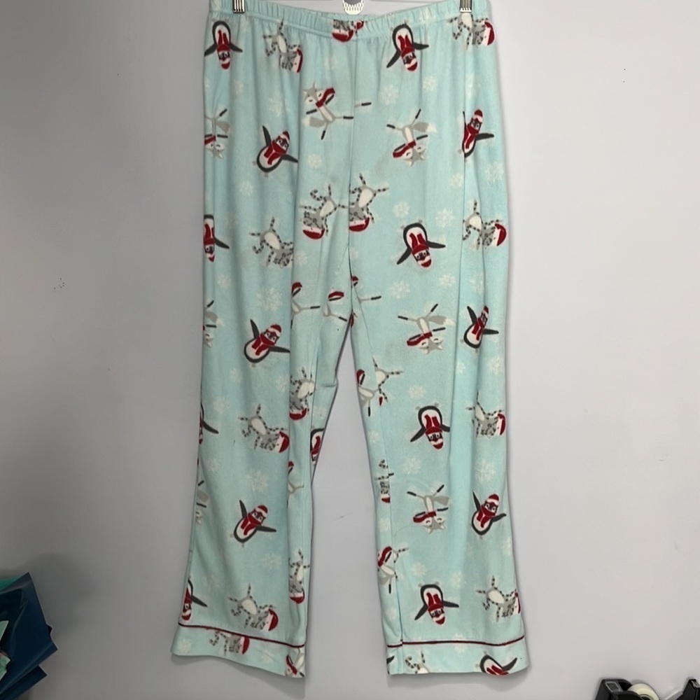 La Vie en Rose Flannel Pajamas - Picture 5 of 11